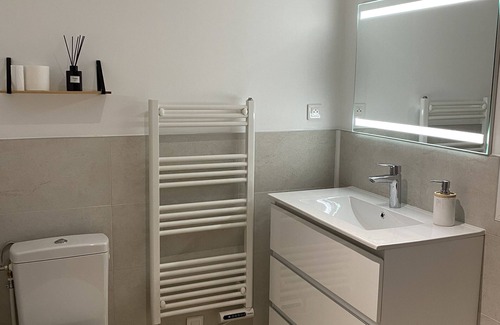 Saint-Martin-de-la-Place Apartamento | Studio des Mariniers - Saint Martin de la Place, au Bord de la Loire !