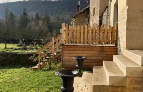 Ornans Apartamento | Studio en Location - Bord de Rivière "loulalou" Franche-comté