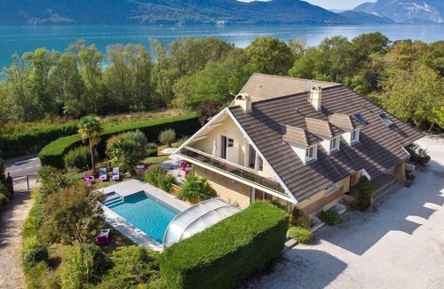 Brison-Saint-Innocent Apartamento | Estudio-Baño con bañera-Le Grand Lac