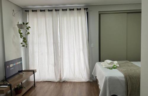 Duque de Caxias Apartamento | Studio novo, confortável, minutos do shopping Estação