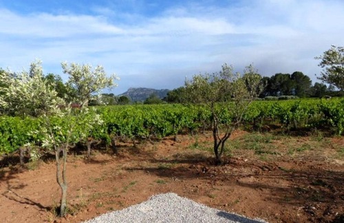 La Motte Casa | Studio Vu sur l'O2 Là