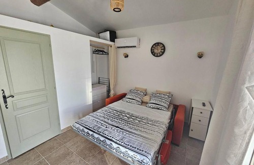 La Motte Casa | Studio Vu sur l'O2 Là