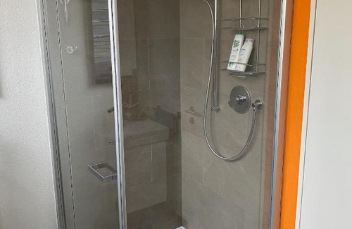 Zimmerwald Apartamento | Studio with private garden & free parking