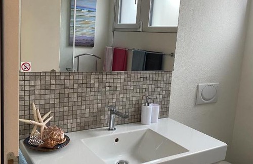 Zimmerwald Apartamento | Studio with private garden & free parking