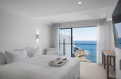 Maroubra Apartamento | Stunning 4BR Waterfront House with pool in Sth Coogee