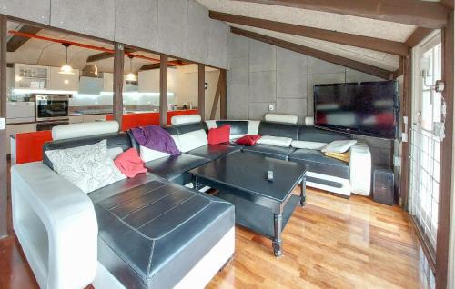 Asljunga Apartamento | Stunning Apartment In Åsljunga