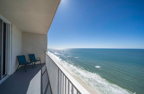 Panama City Beach Apartamento | Stunning Beach front condo