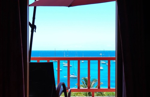 Richmond Villa | Impresionante, frente a la playa, vistas al atardecer, Flamingo 3 Bedroom Villa