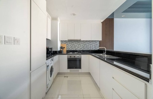 Trade Center Apartamento | Stunning Burj Khalifa View 5 Star Hotel Amenities