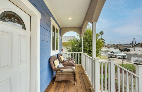 Clovis Cabaña | Stunning Clovis Home ~ 1 Mile to Old Town!