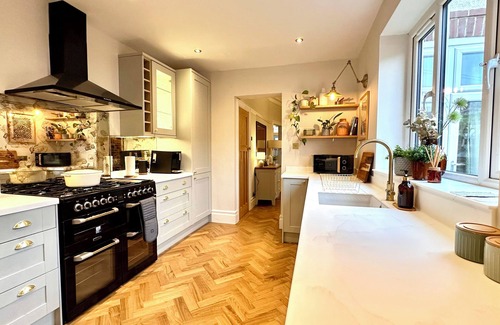 Whitley Bay Casa | Stunning Coastal Retreat Whitley Bay Sleeps 9