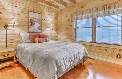 Otto Cabina | Impresionante cabaña con hermosas vistas, cubierta envolvente y parrilla privada