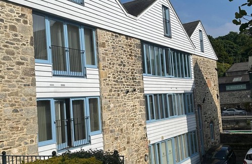 Mabe Apartamento | Stunning duplex apartment in listed building