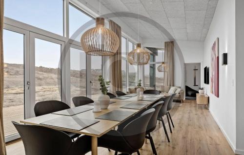 Lihme Casa | Stunning Home In Spøttrup With Sauna