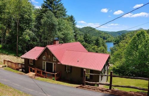 Cullowhee Casa | Stunning Modern Rustic Lake Retreat PRVT BOAT SLIP