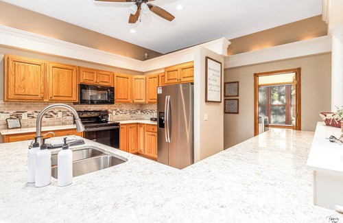 The Galena Territory Casa | Stunning on South Golf Course; Golden Tee, Patio TV, Fire Pit, Hot Tub & More!!