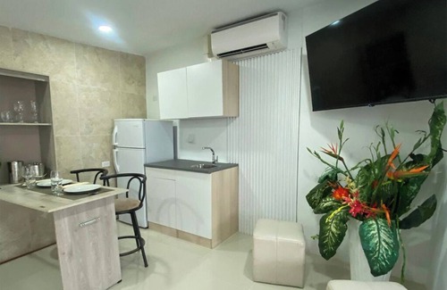 Opal Villa | Stunning Palm Beach Pool View Suite Next to the Beach and Marriott Hotel