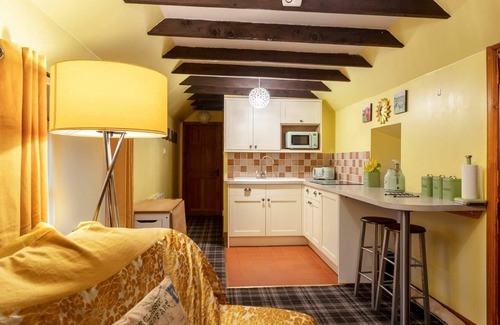 Aberchirder Casa | Maravillosa casa de vacaciones privada para 2 personas con WIFI