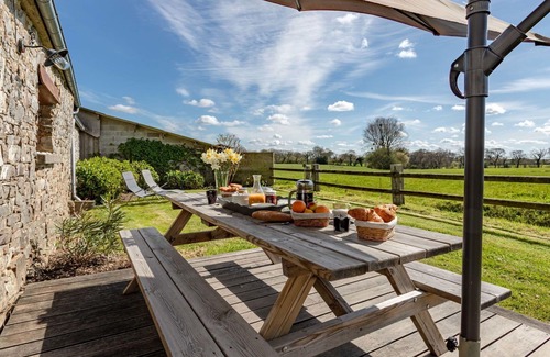 Saint-Sauveur-le-Vicomte Casa | Estupenda casa de vacaciones privada para 4 personas con WIFI, TV, terraza y vista panorámica