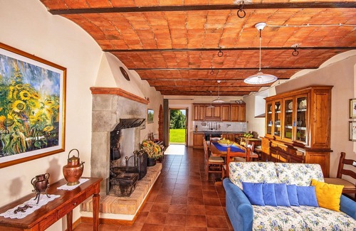 Porrena Villa | Preciosa casa de vacaciones privada con piscina privada, WIFI, TV, patio, vista panorámica