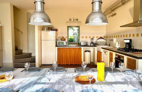 Cairanne Villa | Impresionante Provenza casa/villa, Piscina 18X5, aire acond, cerca de Luberon