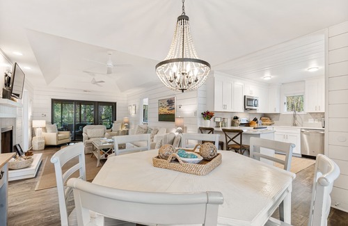 Kiawah Island Cabaña | Stunning remodeled cottage, central location!