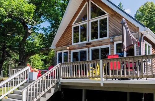 Weldford Cabaña | Stunning River View!