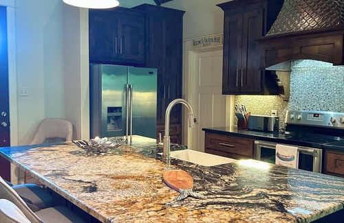 Wilburn Casa | Stunning Riverfront Home Near Cow Shoals with Dock on the Little Red River!!!