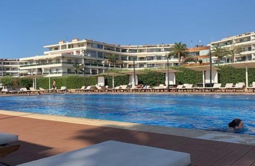 Tripoli Chalet De Esquí | Stunning Sea Front Chalet In Tripoli