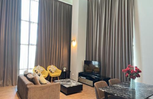 George Town Apartamento | Stunning Seaview Duplex George Town Maritime Suites