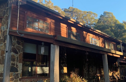 Taggerty Cabina | Stunning Soulful Bush Cabin Retreat in acres of native bushland. Pet friendly