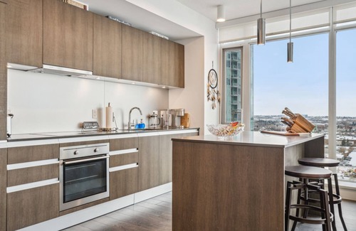 Victoria Park Condominio | Stunning Stampede Oasis.