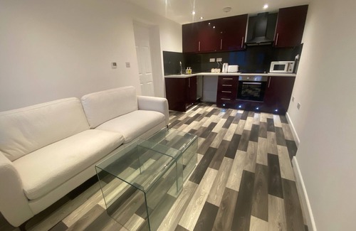 Truro Apartamento | Stunning Truro 1-bed - Sleeps 2 & Parking