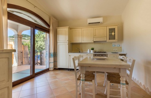 Chia Villa | Impresionante villa Sabbia D'Oro con Wi-Fi, terraza y piscina