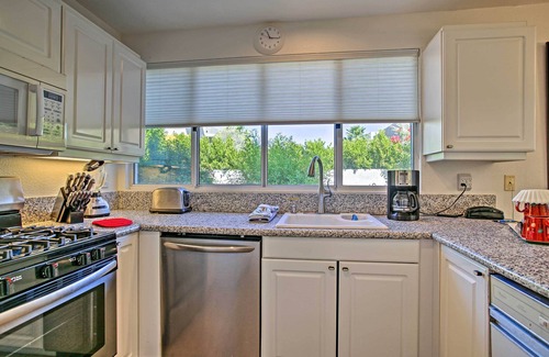 Cathedral City Complejo | Style and comfort