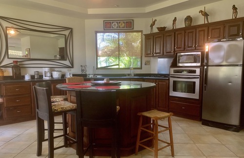 Playa Hermosa Casa | Stylish Sol y Arena + Pool Table+Inactiva