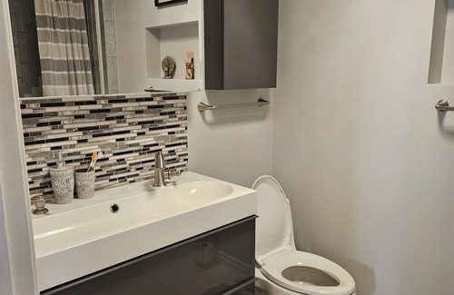 Bridgeview Casa | Stylish 1st floor of the house in Chicago suburbs