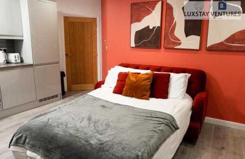 Leicester Apartamento | Stylish 2 Bed 2 Bath Apartment - Sleeps 5 - 3 Mins to St Margarets Station & Highcross - Free Parking