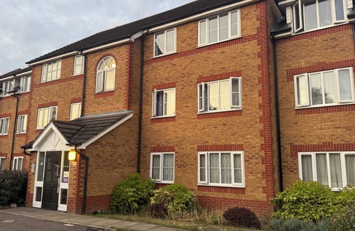 Walthamstow Apartamento | Stylish 2 Bed E17 Home with parking