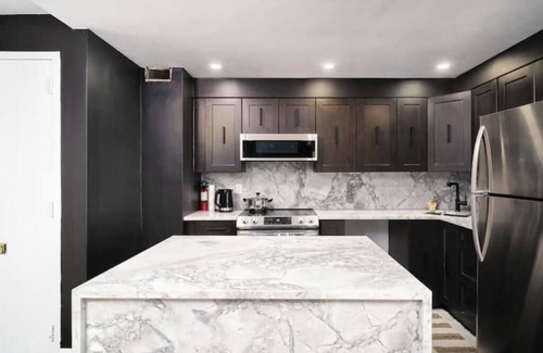 Windsor Condominio | Stylish 2 BRM Executive Suite on the Water with exquisite views