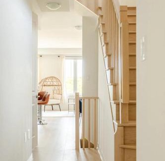 Innisfil Casa | Stylish 4br Fast Wifi Sleeps 10