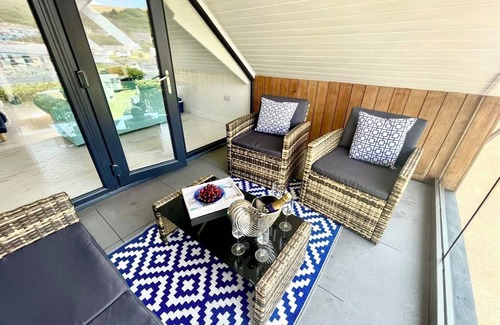 Challaborough Cabaña | Elegante cabaña de playa para 4 - 6, a sólo 85 mtrs de playa de arena 'Bandera Azul'.