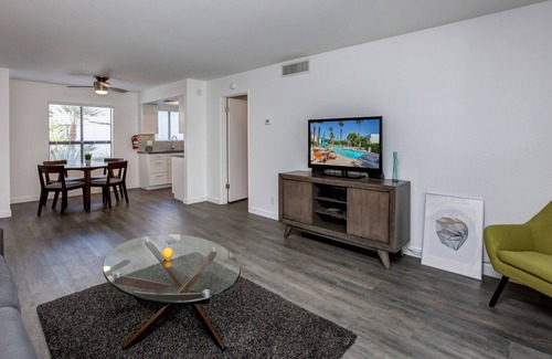 Canyon View Estates Condominio | Elegante y moderno condominio a pocos pasos de la piscina.