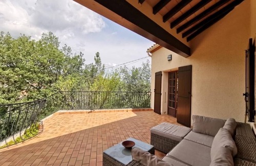 Maureillas-Las-Illas Villa | Elegante villa, piscina privada de 13 m, jardín tranquilo, cerca de los servicios del pueblo