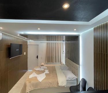 Centro Apartamento | Suíte Gold com Hidromassagem 301