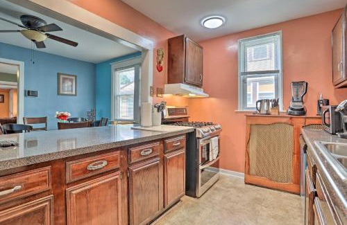 Lansdowne Casa | Suburban Home with Backyard Patio Less Than 7 Miles to Dtwn!