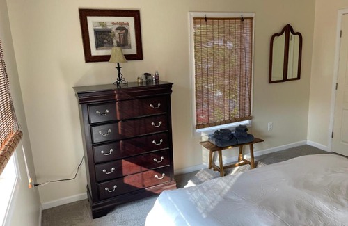 Riva Casa | Suburbana Garden - Guest Room