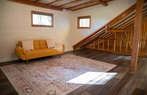 Dola Casa | Sugar Creek Stay