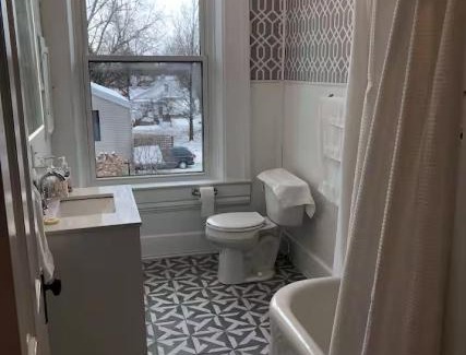 Shelbyville Casa | Suite 3 Eighteen