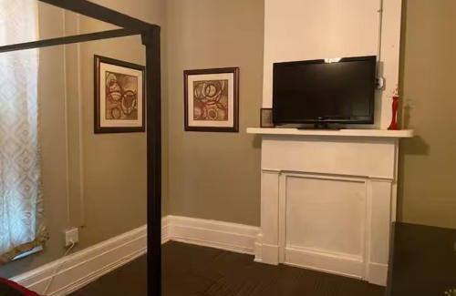 Shelbyville Casa | Suite 3 Eighteen